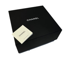 Chanel Box 19cm x19cm x 9cm