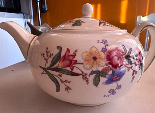 Wedgwood bone china - wedgwood, floral