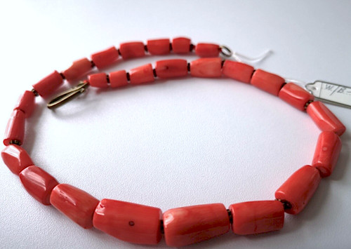 Lovely vintage salmon - lovely, colour