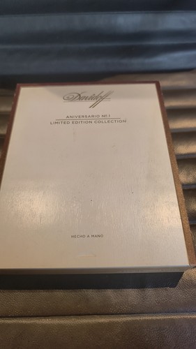 Davidoff aniversario no1 cigar - aniversario,