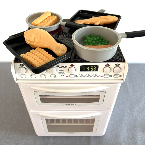 Casdon toy oven - ,