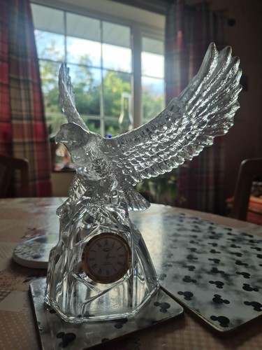 Glass sculptued eagle with - glass,