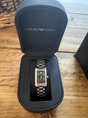 Women emporio armani watch - women’s,