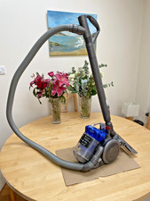Dyson DC26 City Multi Floor