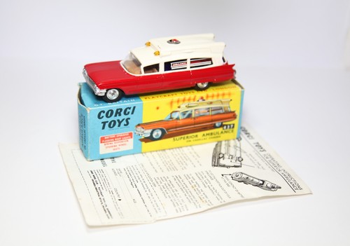 Corgi 437 cadillac - corgi,