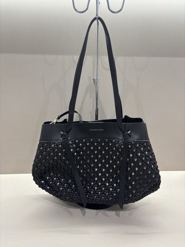 Charles keith calla - &,