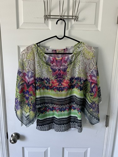 One world shirt - world, womens