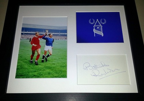 Ray wilson everton legend - wilson,