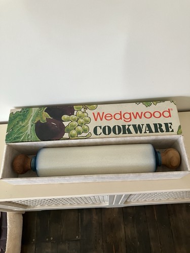Vintage wedgwood cookware - vintage,