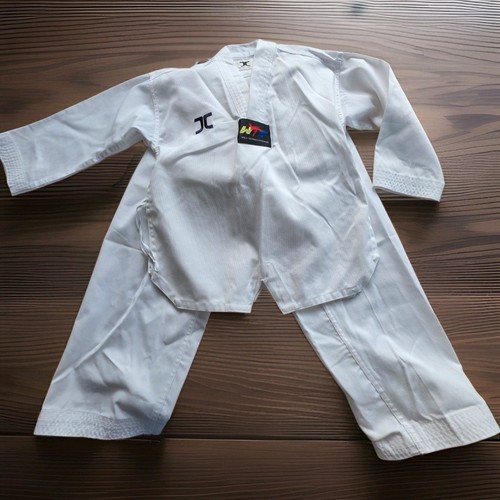 Childs taekwondo uniform size - uniform,
