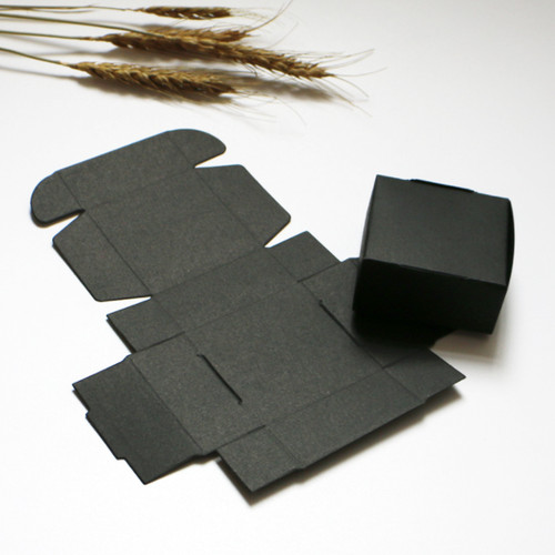 300 black paper - 300,