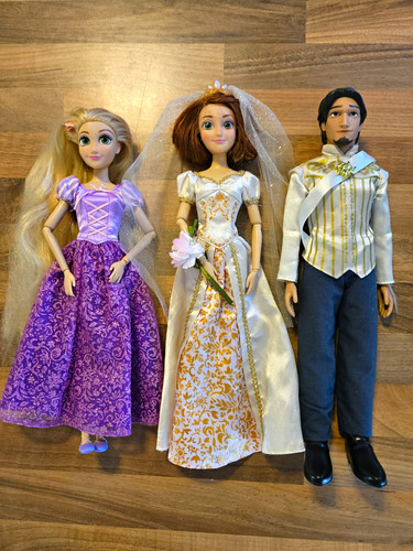 Disney store tangled doll lot - tangled,