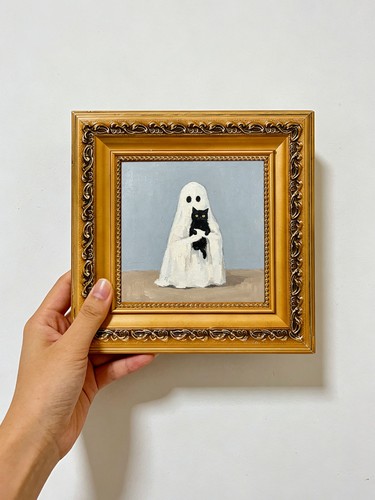Ghost holding black - holding,