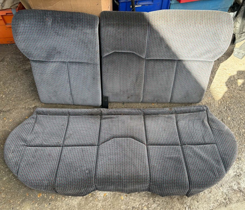 Ford fiesta seat xr2i rear - xr2i,