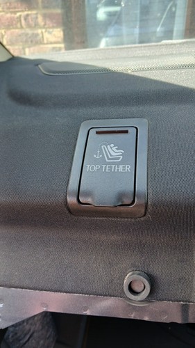 Mercedes w204 w212 child seat - mercedes,