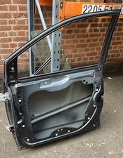 CHRYSLER VOYAGER 2010 BLACK RIGHT FRONT DOOR