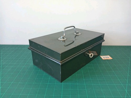 Vintage victa series - vintage, metal