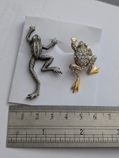 Frogs Pin Badges Pewter & Gold Tone