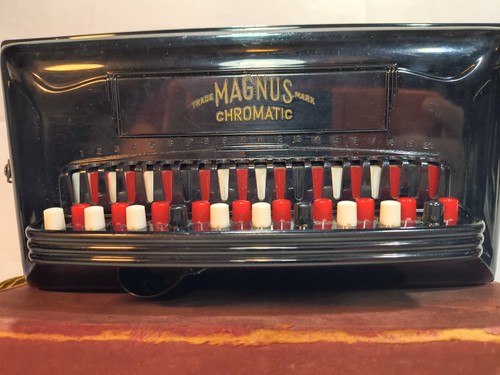 Magnus accordian mini model - accordian,