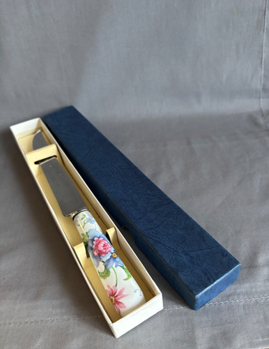 Vintage floral cake server - floral,