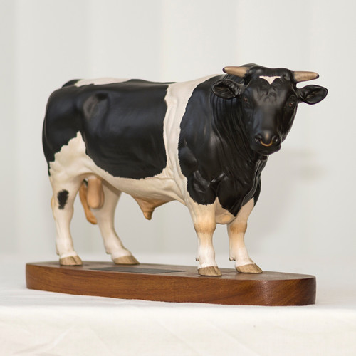 Beswick friesian bull - beswick,