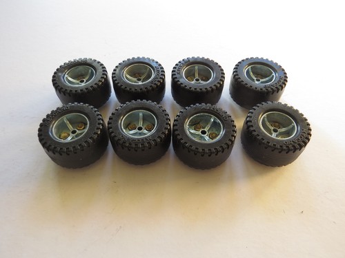 Meccano plastic road - plastic, wheels