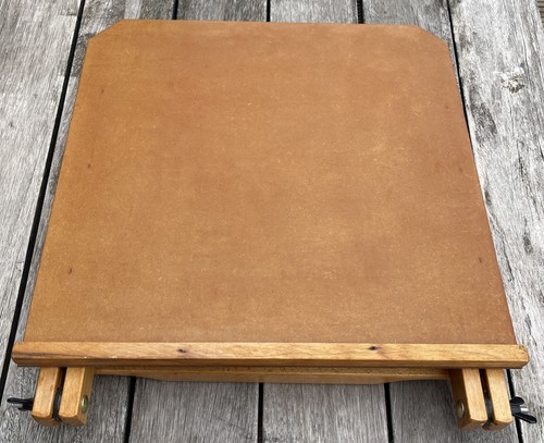 Adjustable wooden tabletop - adjustable,