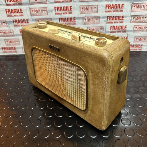 Vintage dynatron nomad radio - vintage,