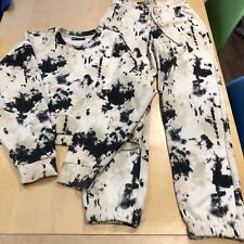 Women’s Zara tracksuit Small. Great condition. 