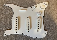 Stratocaster relic pickguard
