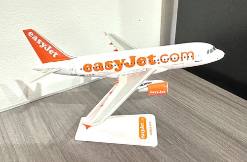 Airbus a319 easyjet official - easyjet,