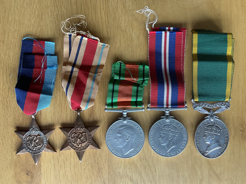 Ww2 africa star - 39/45, medal