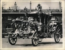 1937 Press Photo Front View of