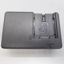 Hitachi Charger DZ-ACS3 for