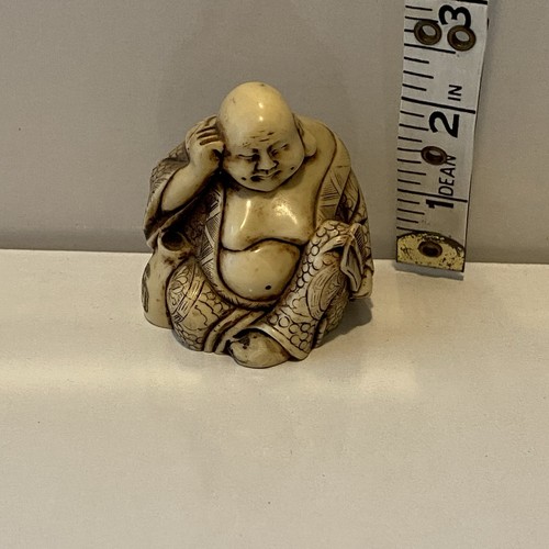 Netsuke resin small buddha - small,