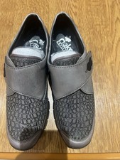 Reiker Women's Shoes Size 7