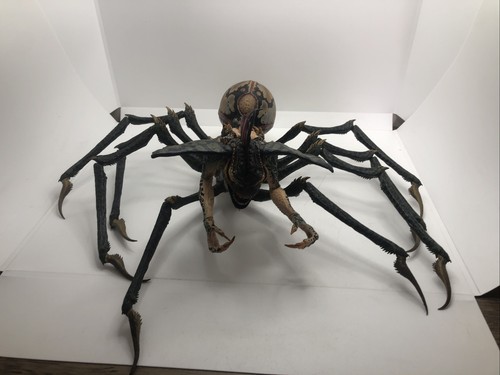 Neca spider gremlin - neca,