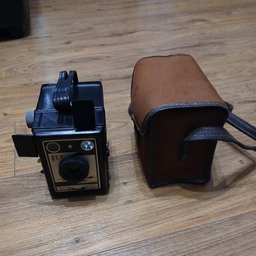 Rex vintage box camera - box,