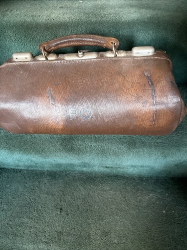 Vintage leather gladstone bag - leather,