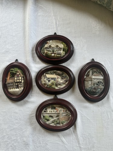 Resin wall plaque bundle in - resin,