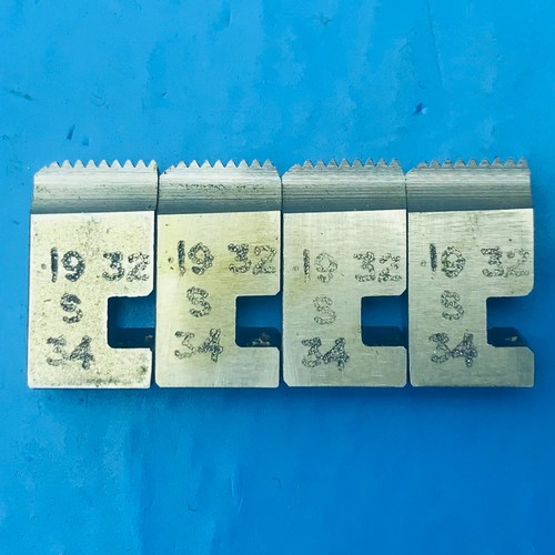 Set x 32 - set, 32)