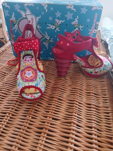 Quirky heel irregular choice - quirky,