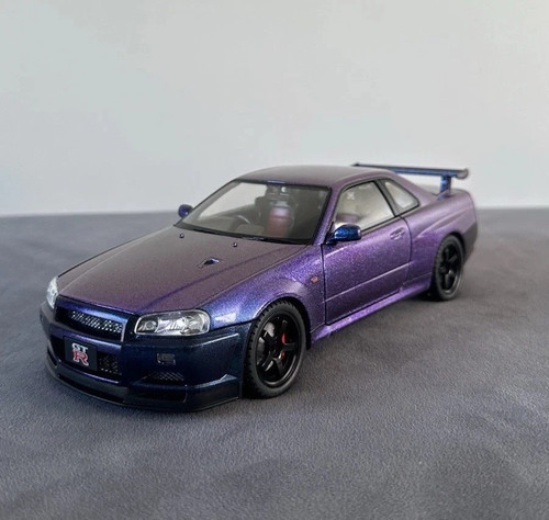 Nissan r skyline r34 - 1/18,