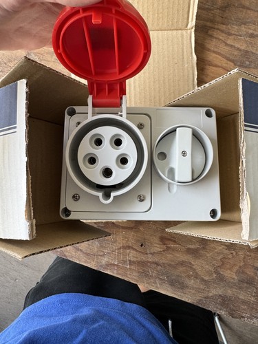 Gewiss gw66020 32a e 415v - gw66020, 3p+n+e