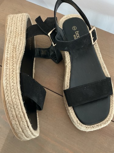 Boohoo size wide - 6, fit