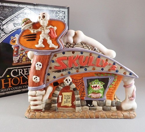 Creepy hollow skully - creepy, skully's