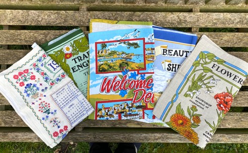 Vintage tea towels - towels, sampler