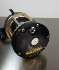 Vintage Shakespeare Tidewater 30 L fishing reel