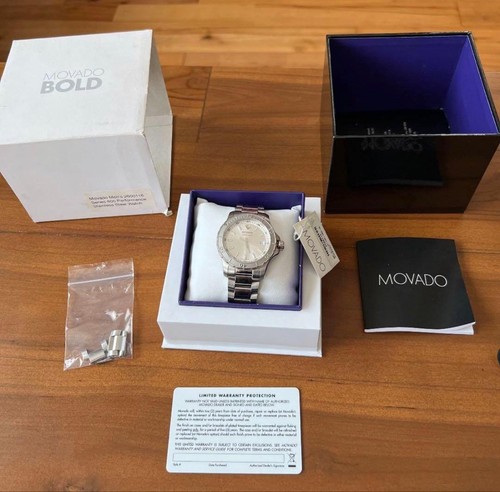 Movado series 800 - 800, water
