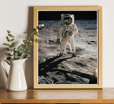 Buzz Aldrin : 10"x8"